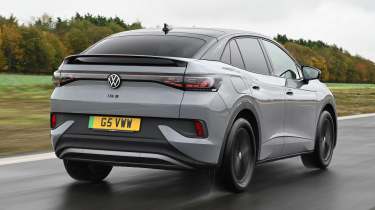 Volkswagen ID.5 Pro Black Edition - rear